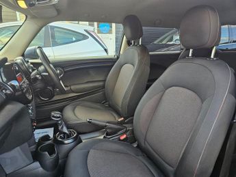 MINI HATCH AUTOMATIC 1.2 One Hatchback 3dr Petrol Euro 6 (s/s) (102 ps)