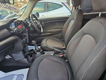 MINI HATCH AUTOMATIC 1.2 One Hatchback 3dr Petrol Euro 6 (s/s) (102 ps)