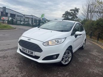 Ford Fiesta 1.0T EcoBoost Zetec Hatchback 5dr Petrol Manual Euro 5 (s/s) (10
