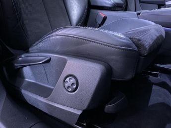 AUDI Q5 2.0 TFSI 45 Black Edition SUV 5dr Petrol S Tronic quattro Euro 6