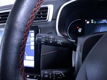 MG MG ZS 51.1kWh Trophy SUV 5dr Electric Auto (176 ps)