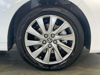 TOYOTA YARIS 1.5 VVT-h Icon Hatchback 5dr Petrol Hybrid E-CVT Euro 6 (s/s) (1