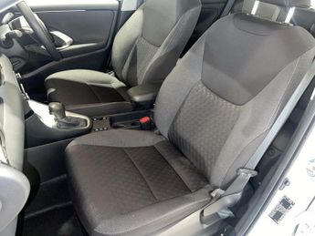 TOYOTA YARIS 1.5 VVT-h Icon Hatchback 5dr Petrol Hybrid E-CVT Euro 6 (s/s) (1