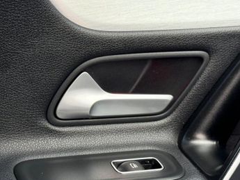 MERCEDES-BENZ CLA 1.3 CLA200 AMG Line Coupe 4dr Petrol 7G-DCT Euro 6 (s/s) (163 ps