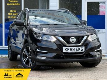 Nissan Qashqai 1.3 DIG-T N-Connecta SUV 5dr Petrol Manual Euro 6 (s/s) (140 ps)
