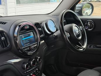 MINI COUNTRYMAN 2.0 Cooper D SUV 5dr Diesel Auto Euro 6 (s/s) (150 ps)