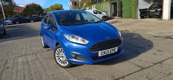 Ford Fiesta 1.5 TDCi Titanium Hatchback 5dr Diesel Manual Euro 5 (75 ps)