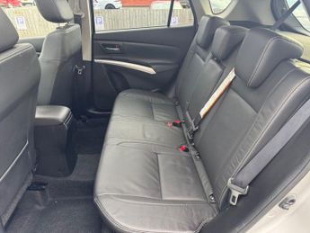 SUZUKI SX4 S-CROSS 1.4 Boosterjet SZ5 SUV 5dr Petrol Auto ALLGRIP Euro 6 (s/s) (140