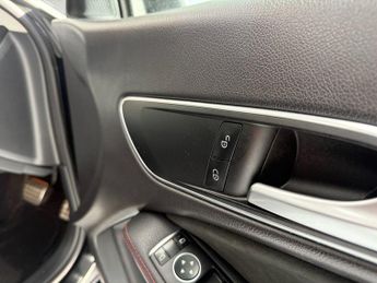 MERCEDES-BENZ CLA 1.6 CLA180 AMG Line Edition Coupe 4dr Petrol 7G-DCT Euro 6 (s/s)