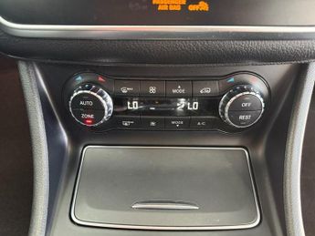 MERCEDES-BENZ CLA 1.6 CLA180 AMG Line Edition Coupe 4dr Petrol 7G-DCT Euro 6 (s/s)