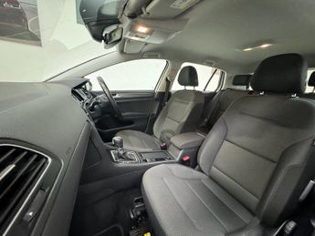 VOLKSWAGEN GOLF 1.5 TSI EVO SE Nav Hatchback 5dr Petrol DSG Euro 6 (s/s) (130 ps