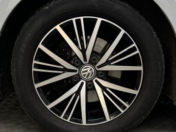 VOLKSWAGEN GOLF 1.5 TSI EVO SE Nav Hatchback 5dr Petrol DSG Euro 6 (s/s) (130 ps