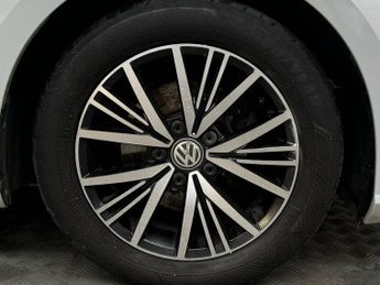 VOLKSWAGEN GOLF 1.5 TSI EVO SE Nav Hatchback 5dr Petrol DSG Euro 6 (s/s) (130 ps