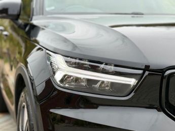 VOLVO XC40 Recharge Twin 78kWh SUV 5dr Electric Auto AWD (408 ps)