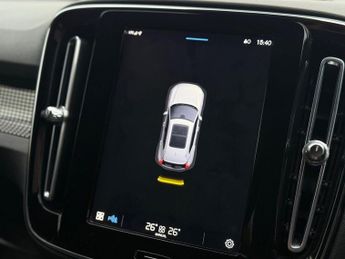 VOLVO XC40 Recharge Twin 78kWh SUV 5dr Electric Auto AWD (408 ps)