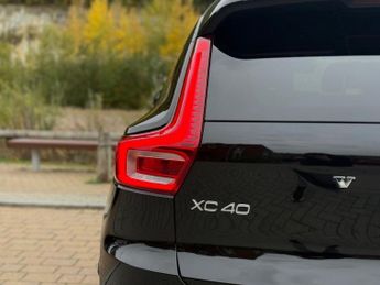 VOLVO XC40 Recharge Twin 78kWh SUV 5dr Electric Auto AWD (408 ps)