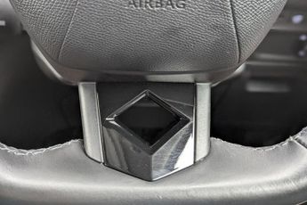 DS AUTOMOBILES DS 3 CROSSBACK E-TENSE 50kWh Bastille Crossback 5dr Electric Auto (136 ps)