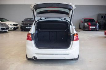 BMW 2 SERIES ACTIVE TOURER 1.5 225xe 7.6kWh Luxury MPV 5dr Petrol Plug-in Hybrid Auto 4WD E