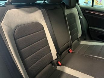 VOLKSWAGEN GOLF 2.0 TSI BlueMotion Tech R Hatchback 5dr Petrol DSG 4Motion Euro 