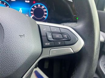 VOLKSWAGEN GOLF 1.5 TSI Life Hatchback 5dr Petrol Manual Euro 6 (s/s) (130 ps)