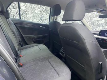 VOLKSWAGEN GOLF 1.5 TSI Life Hatchback 5dr Petrol Manual Euro 6 (s/s) (130 ps)