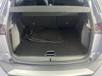 PEUGEOT 2008 1.2 PureTech Allure SUV 5dr Petrol EAT Euro 6 (s/s) (130 ps)