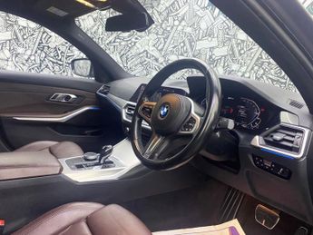 BMW 3 SERIES 2.0 330e 12kWh M Sport Saloon 4dr Petrol Plug-in Hybrid Auto Eur