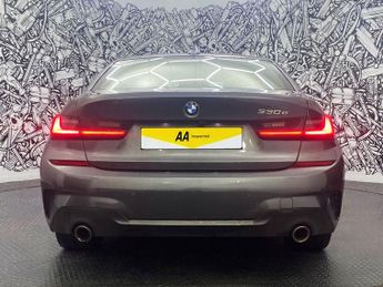 BMW 3 SERIES 2.0 330e 12kWh M Sport Saloon 4dr Petrol Plug-in Hybrid Auto Eur