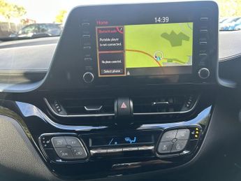 TOYOTA C-HR 1.8 VVT-h GPF Design SUV 5dr Petrol Hybrid CVT Euro 6 (s/s) (122