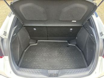 TOYOTA C-HR 1.8 VVT-h GPF Design SUV 5dr Petrol Hybrid CVT Euro 6 (s/s) (122