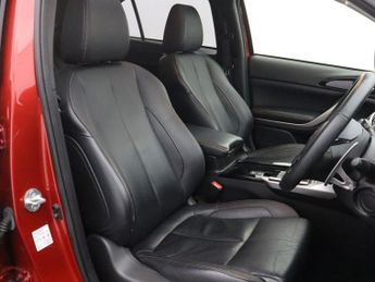 MITSUBISHI ECLIPSE CROSS 1.5T 4 SUV 5dr Petrol CVT 4WD Euro 6 (s/s) (163 ps)