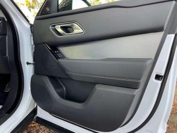 LAND ROVER RANGE ROVER VELAR 2.0 Range Rover Velar R-Dynamic S PHEV Auto 4WD 5dr