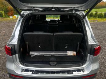 MERCEDES-BENZ GLB 1.3 GLB 200 AMG Line Executive MHEV A 5dr