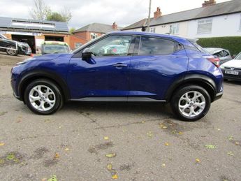 NISSAN JUKE 1.0 DIG-T N-Connecta SUV 5dr Petrol Automatic Auto Euro 6 (s/s) 