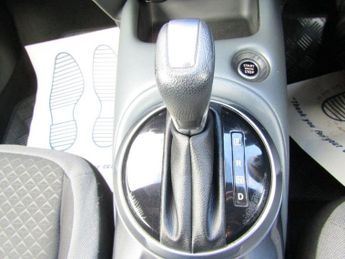 NISSAN JUKE 1.0 DIG-T N-Connecta SUV 5dr Petrol Automatic Auto Euro 6 (s/s) 