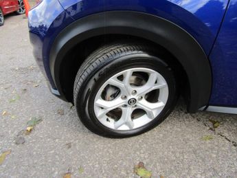 NISSAN JUKE 1.0 DIG-T N-Connecta SUV 5dr Petrol Automatic Auto Euro 6 (s/s)