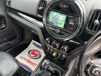 MINI COUNTRYMAN 1.5 7.6kWh Cooper SE SUV 5dr Petrol Plug-in Hybrid Auto ALL4 Eur