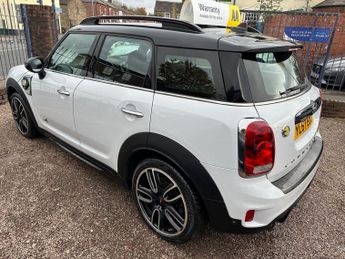MINI COUNTRYMAN 1.5 7.6kWh Cooper SE SUV 5dr Petrol Plug-in Hybrid Auto ALL4 Eur
