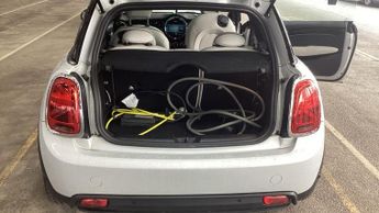MINI Electric Hatch Cooper SE 32.6kWh Level 3 Hatchback 3dr Electric Auto (184 ps)