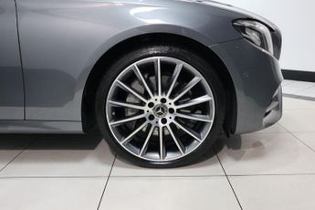 MERCEDES-BENZ E-CLASS 2.0 E220d AMG Line (Premium) Saloon 4dr Diesel G-Tronic+ 4MATIC 