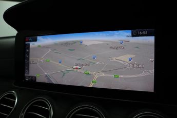 MERCEDES-BENZ E-CLASS 2.0 E220d AMG Line (Premium) Saloon 4dr Diesel G-Tronic+ 4MATIC 