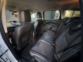 FORD KUGA 2.0 TDCi Titanium SUV 5dr Diesel Manual 2WD Euro 5 (140 ps)