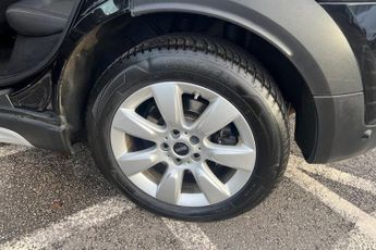 MINI COUNTRYMAN 1.5 7.6kWh Cooper SE Classic SUV 5dr Petrol Plug-in Hybrid Auto 