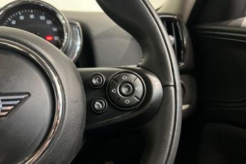 MINI COUNTRYMAN 1.5 7.6kWh Cooper SE Classic SUV 5dr Petrol Plug-in Hybrid Auto 