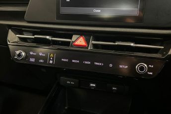 KIA NIRO 64.8kWh 2 SUV 5dr Electric Auto (201 bhp) Reverse Camera, Rear P