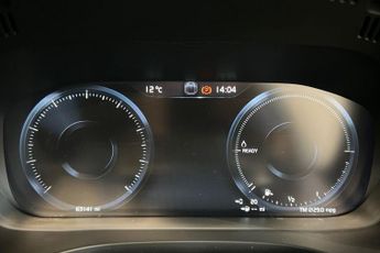 VOLVO XC60 2.0h T8 Twin Engine 11.6kWh R-Design SUV 5dr Petrol Plug-in Hybr