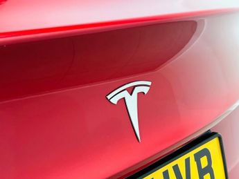 TESLA Model 3 Standard Range Plus Saloon 4dr Electric Auto RWD (241 bhp)