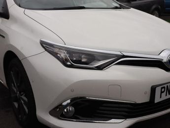 TOYOTA AURIS 1.8 VVT-h Excel Hatchback 5dr Petrol Hybrid CVT Euro 6 (s/s) (13