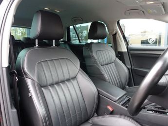 SKODA SUPERB 2.0 TDI SE L Estate 5dr Diesel DSG Euro 6 (s/s) (150 ps)