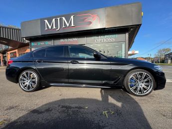 BMW 5 SERIES 3.0 530d M Sport Saloon 4dr Diesel Auto Euro 6 (s/s) (265 ps) * 